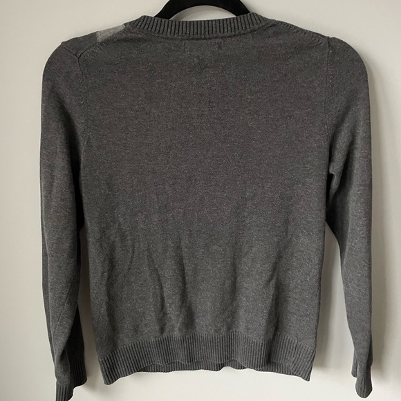 Vneck fitted varsity sweater - Picture 2 of 3